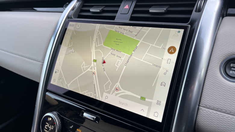 Land Rover Discovery 3.0 D300 R-Dynamic HSE 5dr Auto Diesel Station Wagon